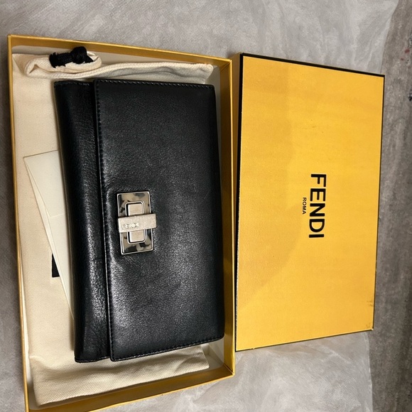 Fendi Black Leather Clutch with Silver Accent - Picture 2 of 6
